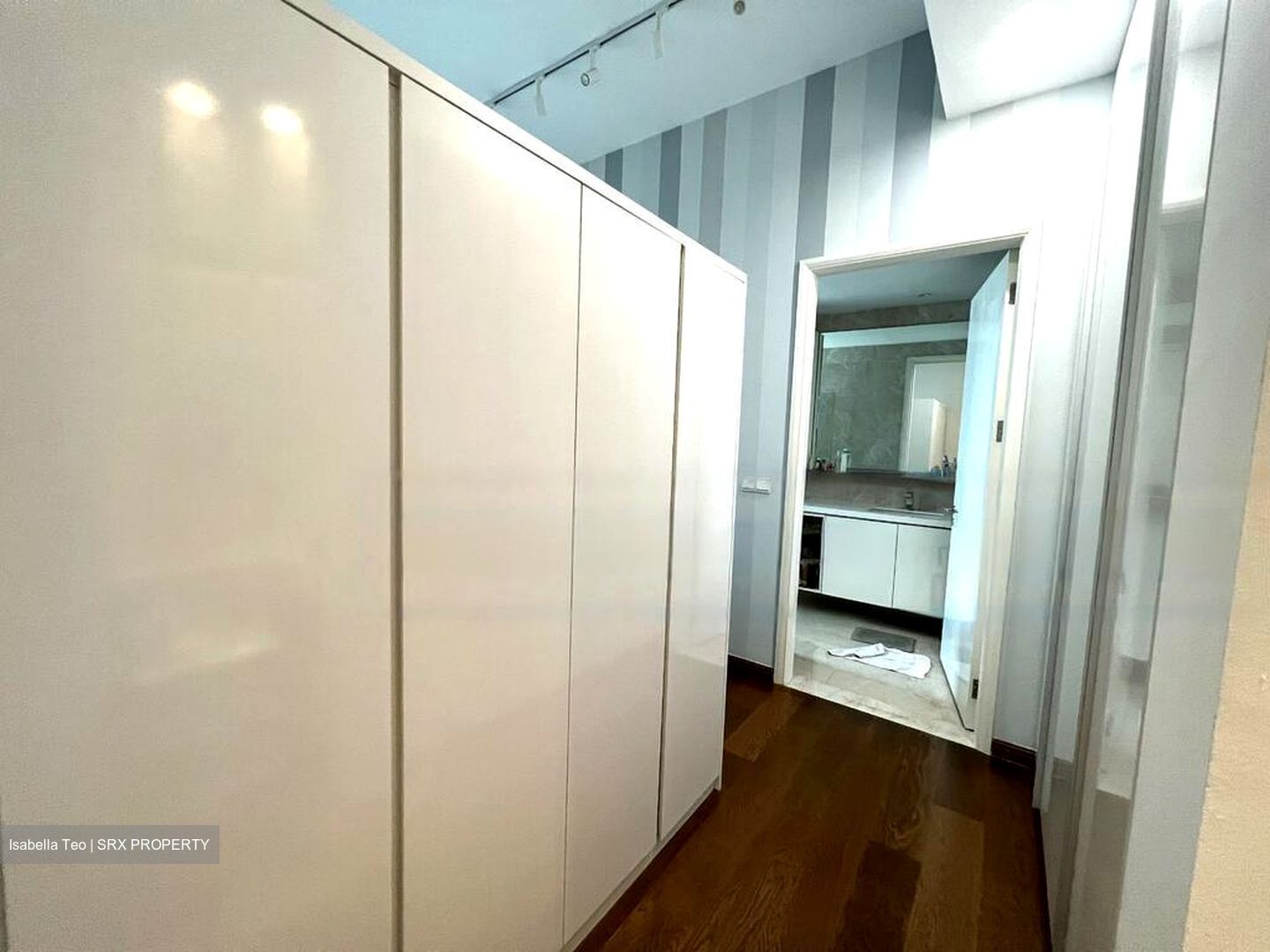 Kingsford . Hillview Peak (D23), Condominium #470469311